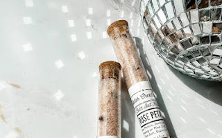 Floral bath salt shot