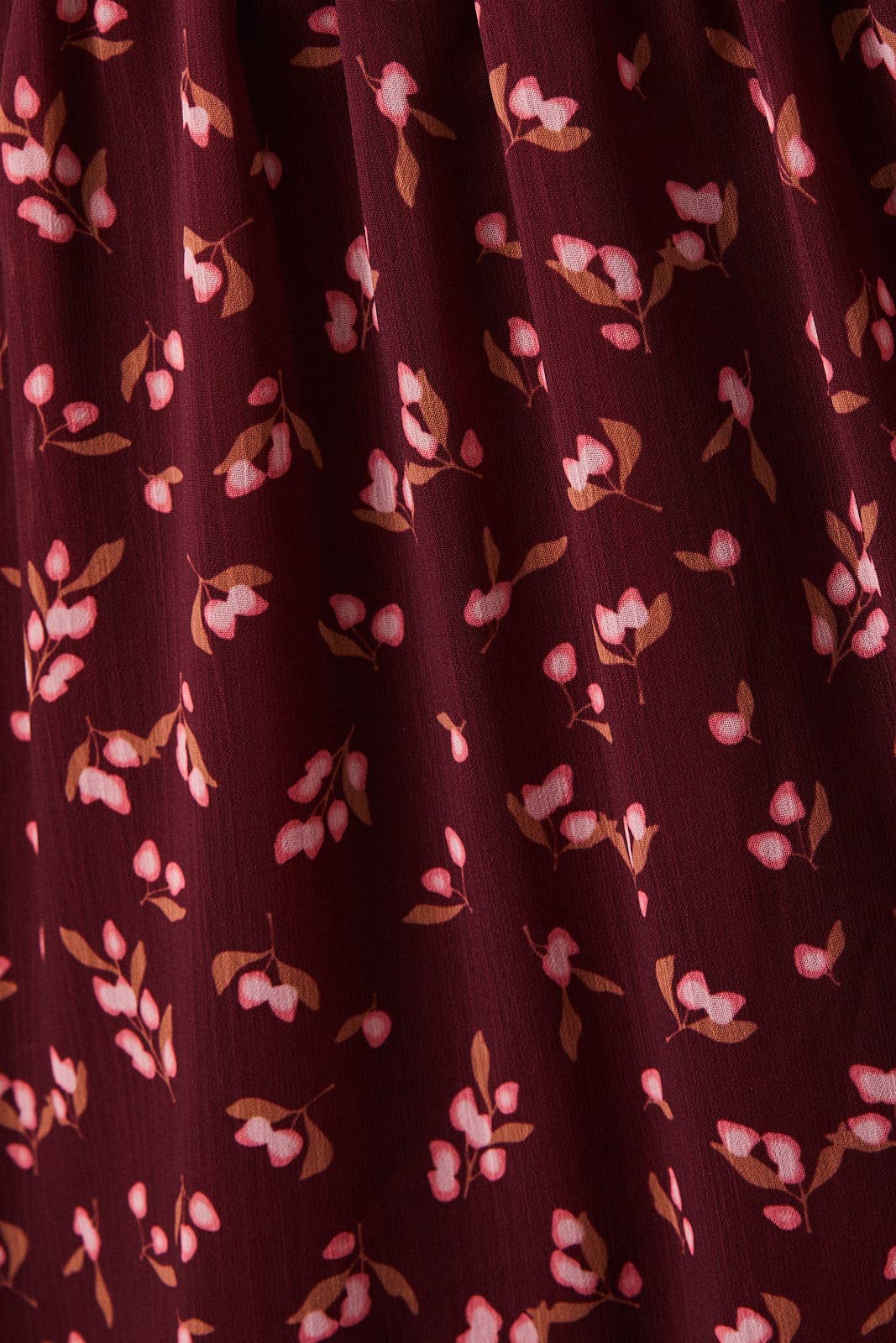 V-NECK LONG SLEEVE BACK SMOCKING FLORAL MINI DRESS