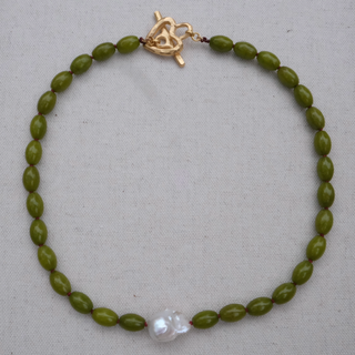 Extra Pearly Martini Necklace