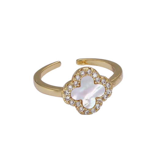 Pearl Clover Ring