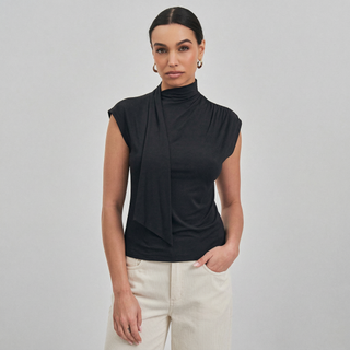 Scarf top