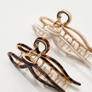 Sabrina Vintage Snow | Large Ribbon Metal Bow Claw Clip