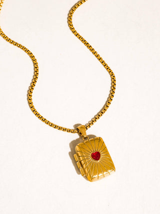 Lavande Heart Locket Pendant Necklace