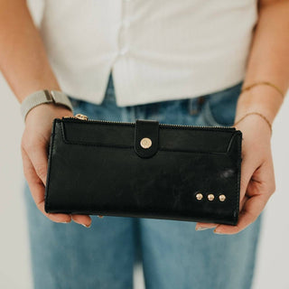 Essentials Carryall Wallet