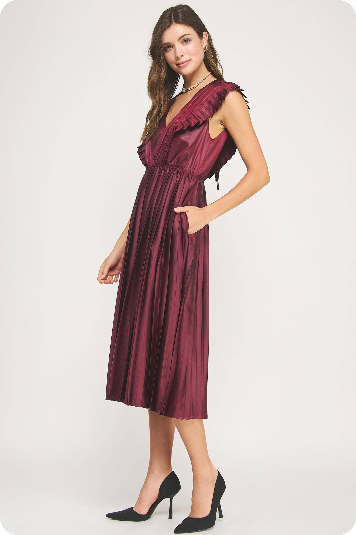 Lady in Luxe Sleeveless Pleated Satin Midi Dress