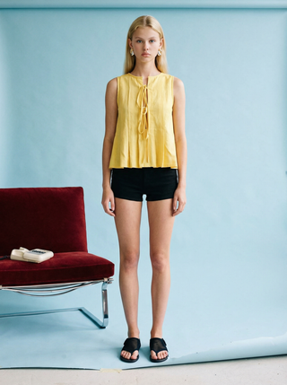 The Golden Ease Top