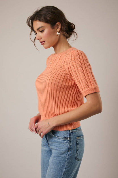 ROUND NECK PUFF SHORT SLEEVE CABLE SWEATER