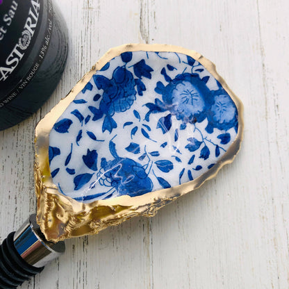 Oyster Shell Wine Stopper--Blue And White Porcelain