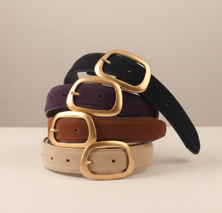 Suede Belt with Organic Shape Buckle | Everyday accessory
