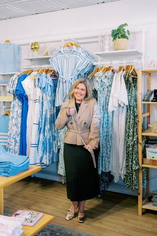 C3460NVL - Cropped Embroidered Sleeve DB Belted Trench