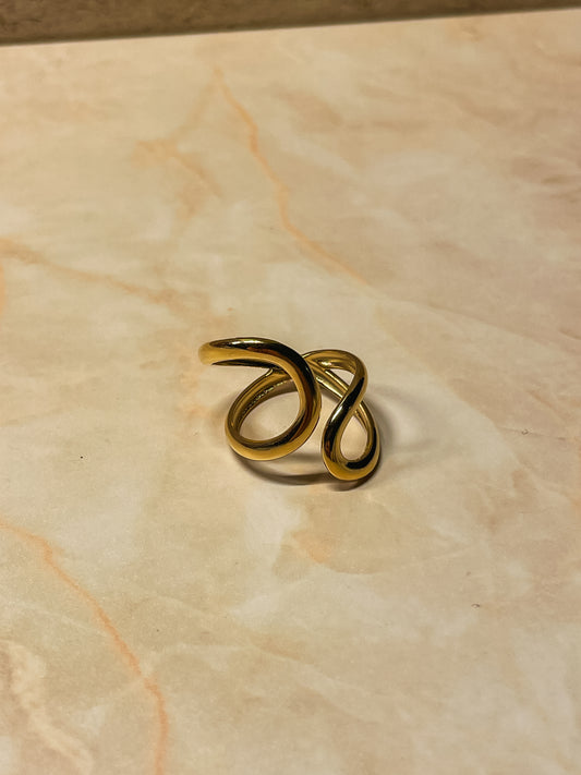 Wavy Ring
