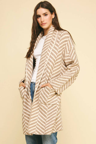 DIAGONAL STRIPE PATTERN CARDIGAN