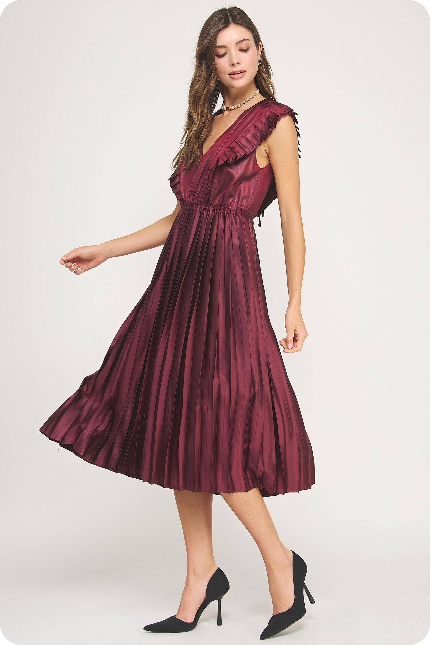 Lady in Luxe Sleeveless Pleated Satin Midi Dress