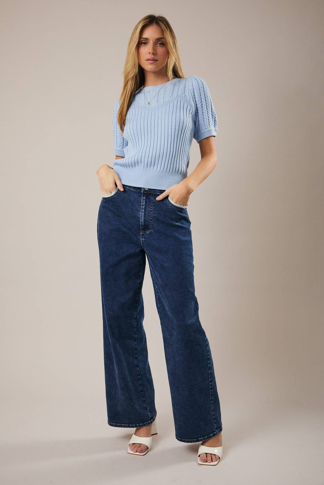 ROUND NECK PUFF SHORT SLEEVE CABLE SWEATER