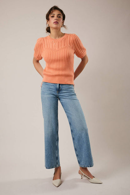 ROUND NECK PUFF SHORT SLEEVE CABLE SWEATER