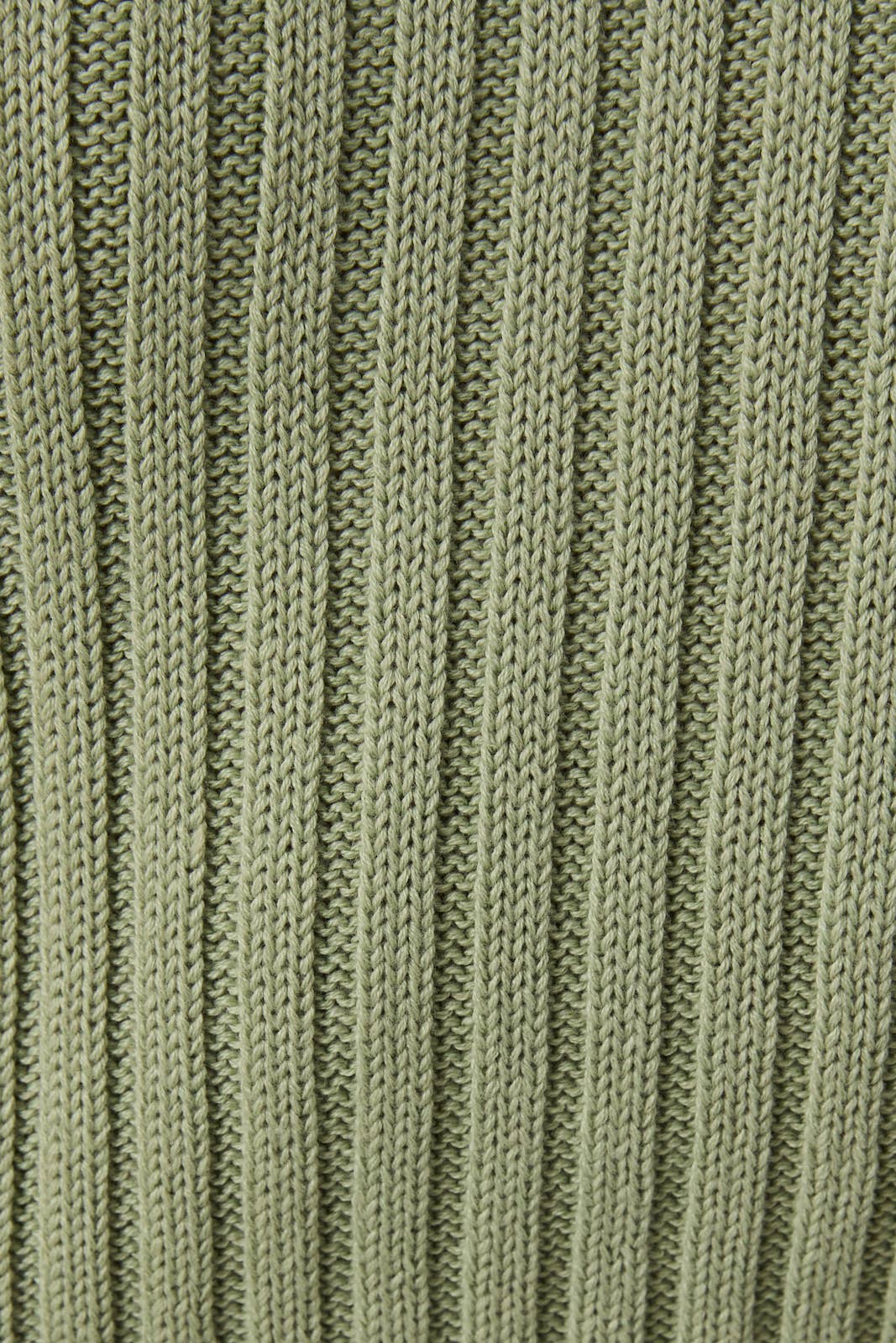 ROUND NECK PUFF SHORT SLEEVE CABLE SWEATER