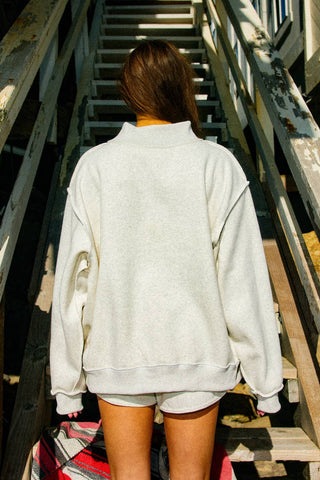 LAKE & MOUNTAIN Mock Neck Sweatshirt